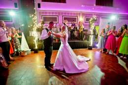 Cold Sparks hire Cork
